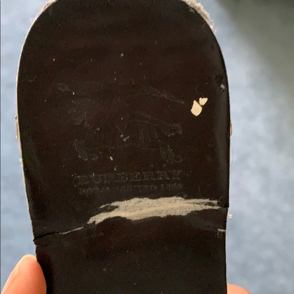 Burberry rain boots size 7 - Picture 5 of 6